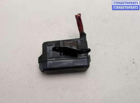 Блок реле TT938144 на Lexus RX 1998-2003