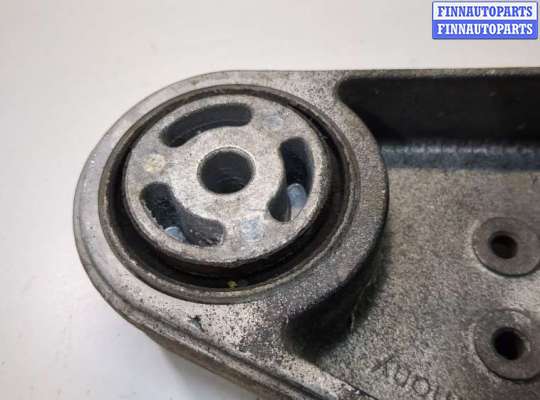 купить Кронштейн редуктора на Mercedes E W211 2002-2009