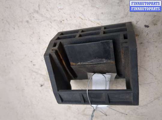 купить Кронштейн радиатора на BMW X5 E70 2006-2013