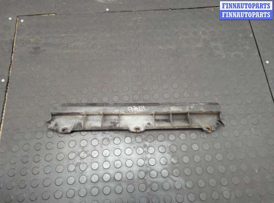 купить Пластик (Обшивка) моторного отсека на Audi Q7 2005-2015