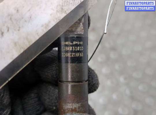 Форсунка топливная на Renault Clio III