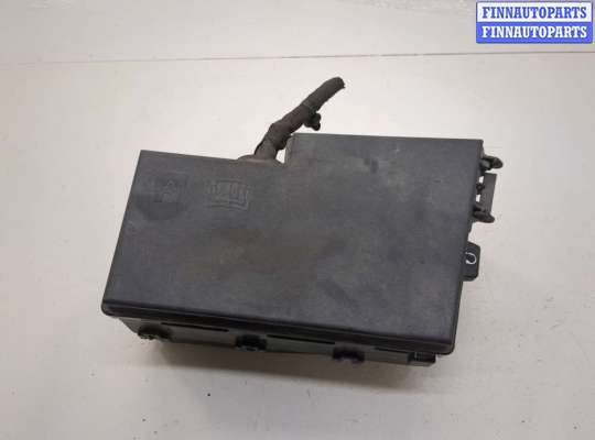 Купить Блок предохранителей на Ford Escape 2015-2019 Блок предохранителей FO2143036 на Ford Escape 2015-2019