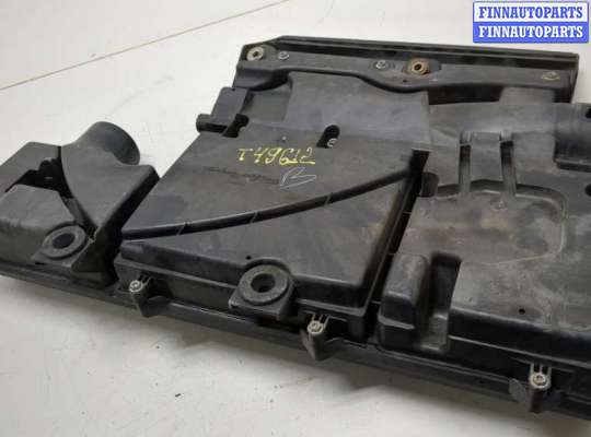 Корпус воздушного фильтра на Ford Fusion (JU)