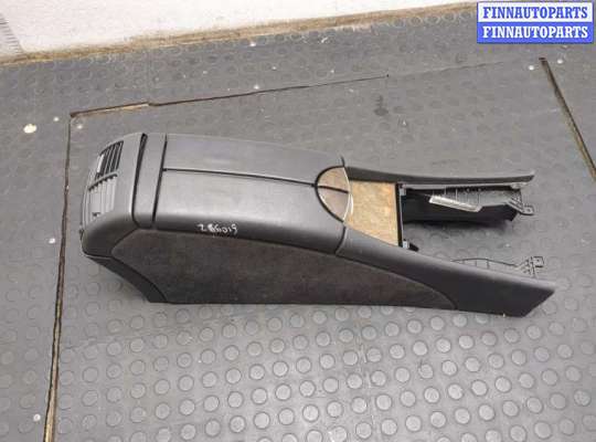 Розетка прикуривателя MB1651115 на Mercedes E W211 2002-2009