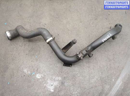 купить Патрубок интеркулера на Volkswagen Passat 5 2000-2005