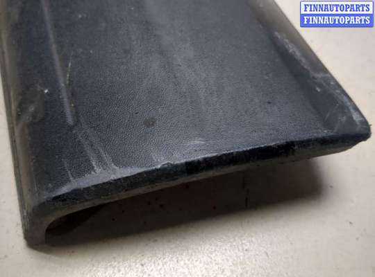 купить Молдинг двери на Volkswagen Tiguan 2007-2011