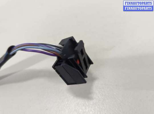 купить Зеркало боковое на Volkswagen Touran 2003-2006