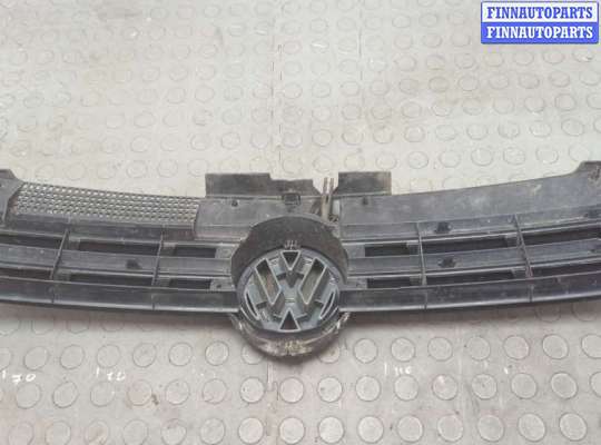 купить Решетка радиатора на Volkswagen Golf 4 1997-2005