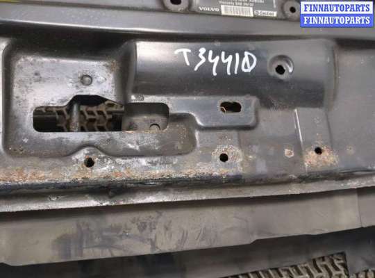 купить Рамка капота на Volvo XC70 2002-2007