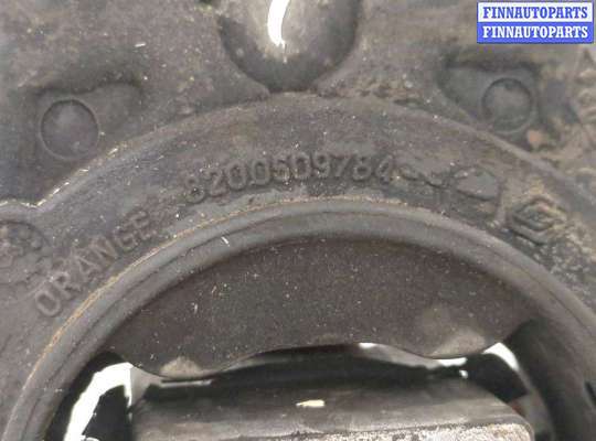 купить Подушка крепления двигателя на Renault Scenic 2003-2009