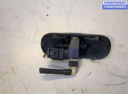 купить Форсунка омывателя фар на Volkswagen Passat 6 2005-2010