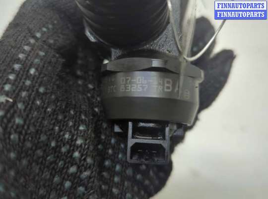 Форсунка топливная на Volkswagen Golf Plus (5M1)