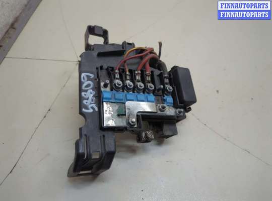 Блок предохранителей ST344104 на Seat Ibiza 4 2008-2015