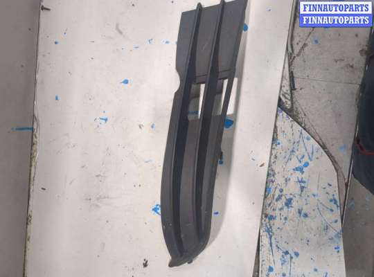 купить Заглушка (решётка) бампера на Volkswagen Touran 2006-2010