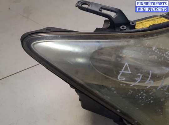 Фара передняя на Lexus RX II (XU30)