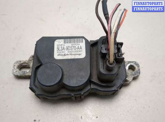 Блок управления топливным насосом FO2141964 на Ford F-150 2003-2008