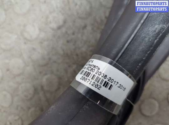 купить Уплотнитель на Volvo XC60 2008-2017