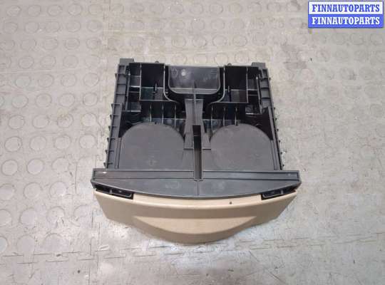 купить Подстаканник на Chrysler Town-Country 2007-2010