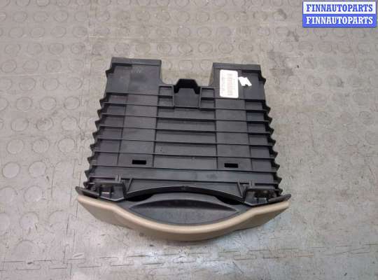 Подстаканник CRN0878 на Chrysler Town-Country 2007-2010