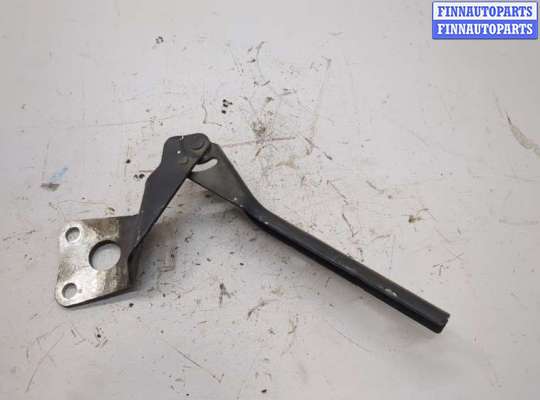 купить Петля капота на Skoda Yeti 2009-2018