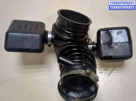 купить Патрубок корпуса воздушного фильтра на Suzuki Grand Vitara 2005-2016