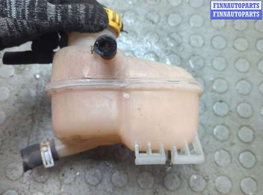купить Бачок расширительный на Opel Zafira A 1999-2005