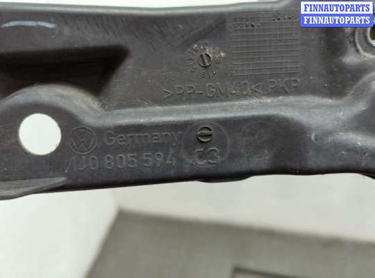 купить Рамка передняя (телевизор) на Volkswagen Golf 4 1997-2005