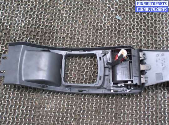 купить Консоль салона (кулисная часть) на Volkswagen Polo 2001-2005