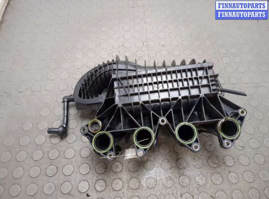 Коллектор впускной на Skoda Fabia II (5J)