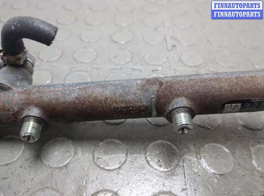 купить Рампа (рейка) топливная на Mercedes C W203 2000-2008