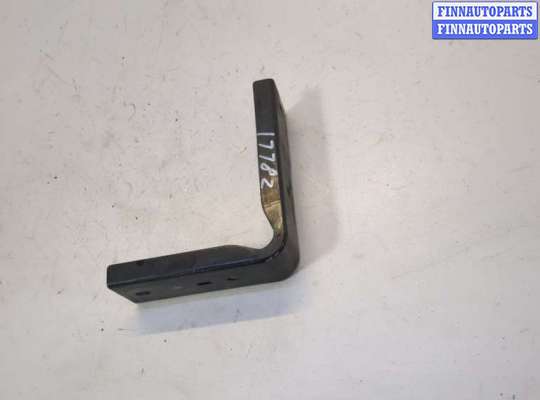 купить Кронштейн (лапа крепления) на Infiniti QX56 2010-2013