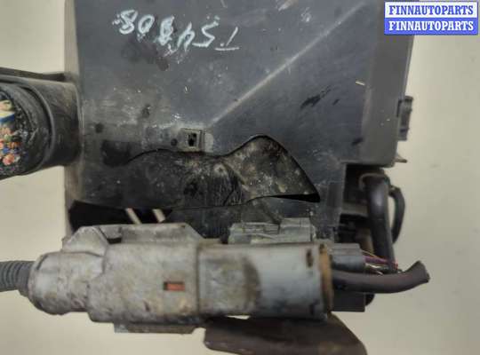 купить Блок предохранителей на Honda CR-V 2001-2006