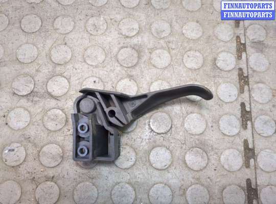 купить Ручка открывания капота на Volkswagen Passat 5 2000-2005