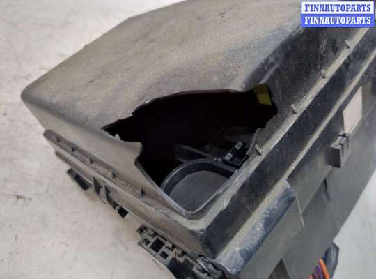 купить Блок предохранителей на Peugeot 4007 2007-2012