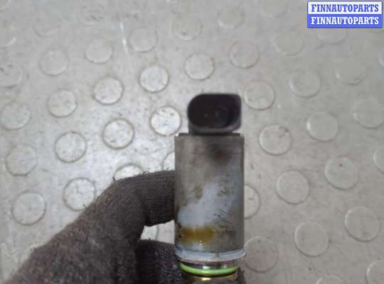 купить Клапан фазорегулятора на Volkswagen Touran 2003-2006