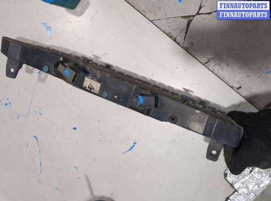 Поворотник передний на Audi Q7 (4L)