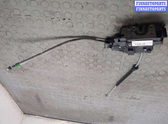 Замок боковой двери на Mercedes-Benz ML / GLE (W166)