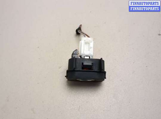 Розетка прикуривателя AU1732020 на Audi A4 (B8) Allroad 2009-2016