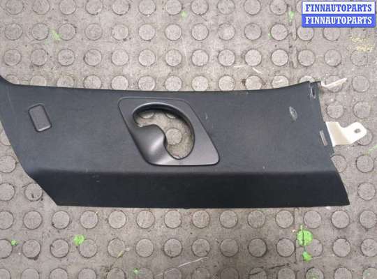 купить Обшивка стойки на BMW X5 E70 2006-2013