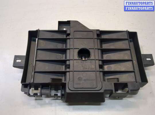 купить Кронштейн блока управления на Volkswagen Phaeton 2002-2010