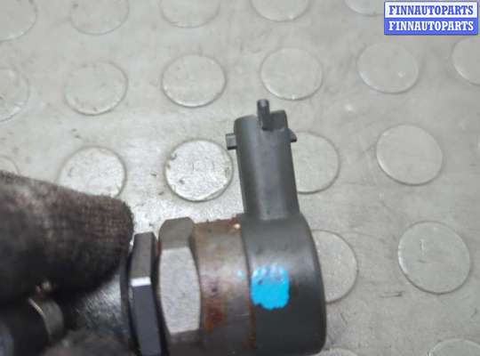 Рампа (рейка) топливная на Opel Combo C