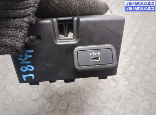 купить Рамка под кулису на BMW 3 G20, G21 2018-2025