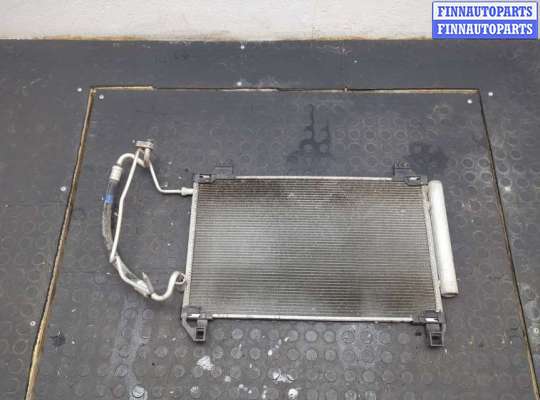 Радиатор кондиционера на Toyota Yaris P13
