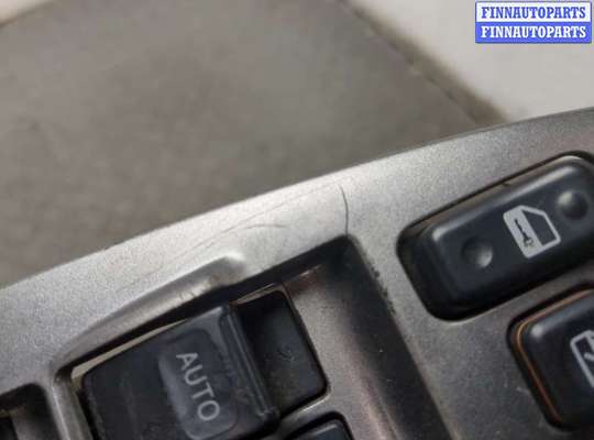 купить Кнопка стеклоподъемника (блок кнопок) на Pontiac Vibe 1 2002-2008