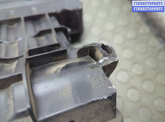 купить Корпус воздушного фильтра на Ford Fiesta 2001-2007