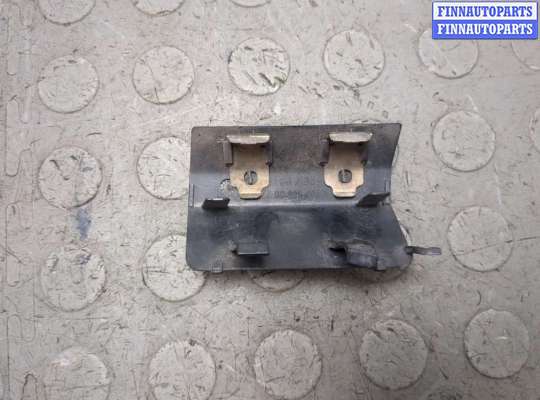 купить Заглушка буксировочного крюка на Mercedes E-Coupe C207 2009-2016