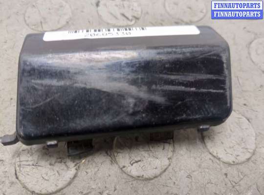 купить Заглушка буксировочного крюка на Mercedes E-Coupe C207 2009-2016