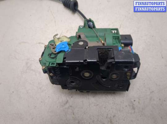 Замок боковой двери на Volkswagen Golf IV (1J)
