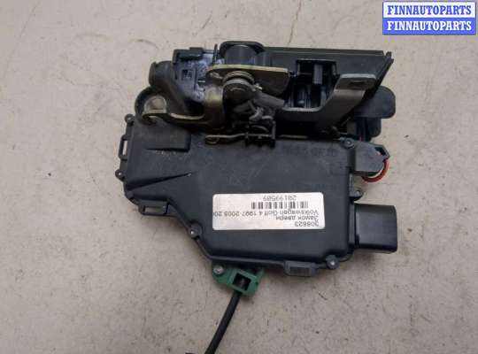Замок боковой двери на Volkswagen Golf IV (1J)