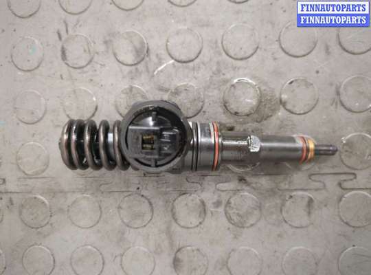 купить Форсунка топливная на Volkswagen Passat 5 2000-2005